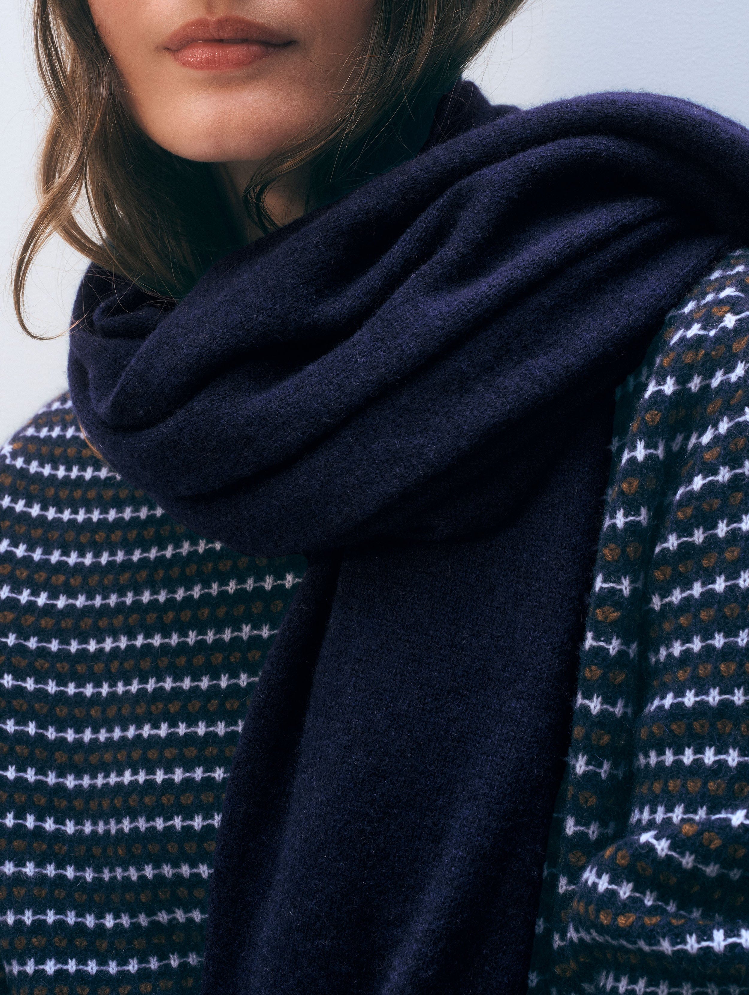 Cashmere Travel Wrap | Deep Navy
