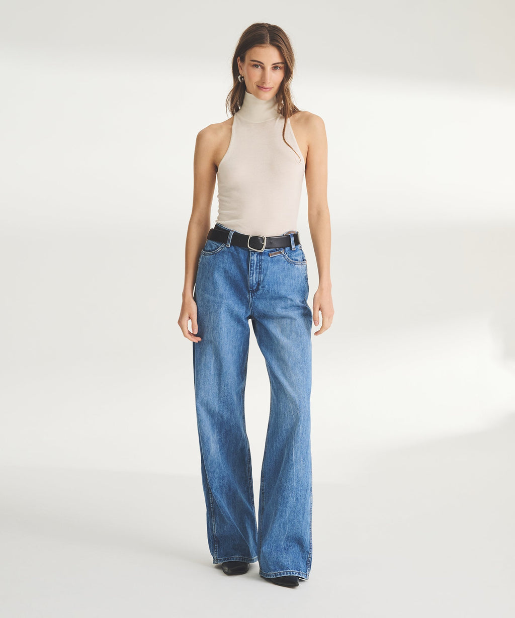 Super Fine Cashmere Sleeveless Turtleneck