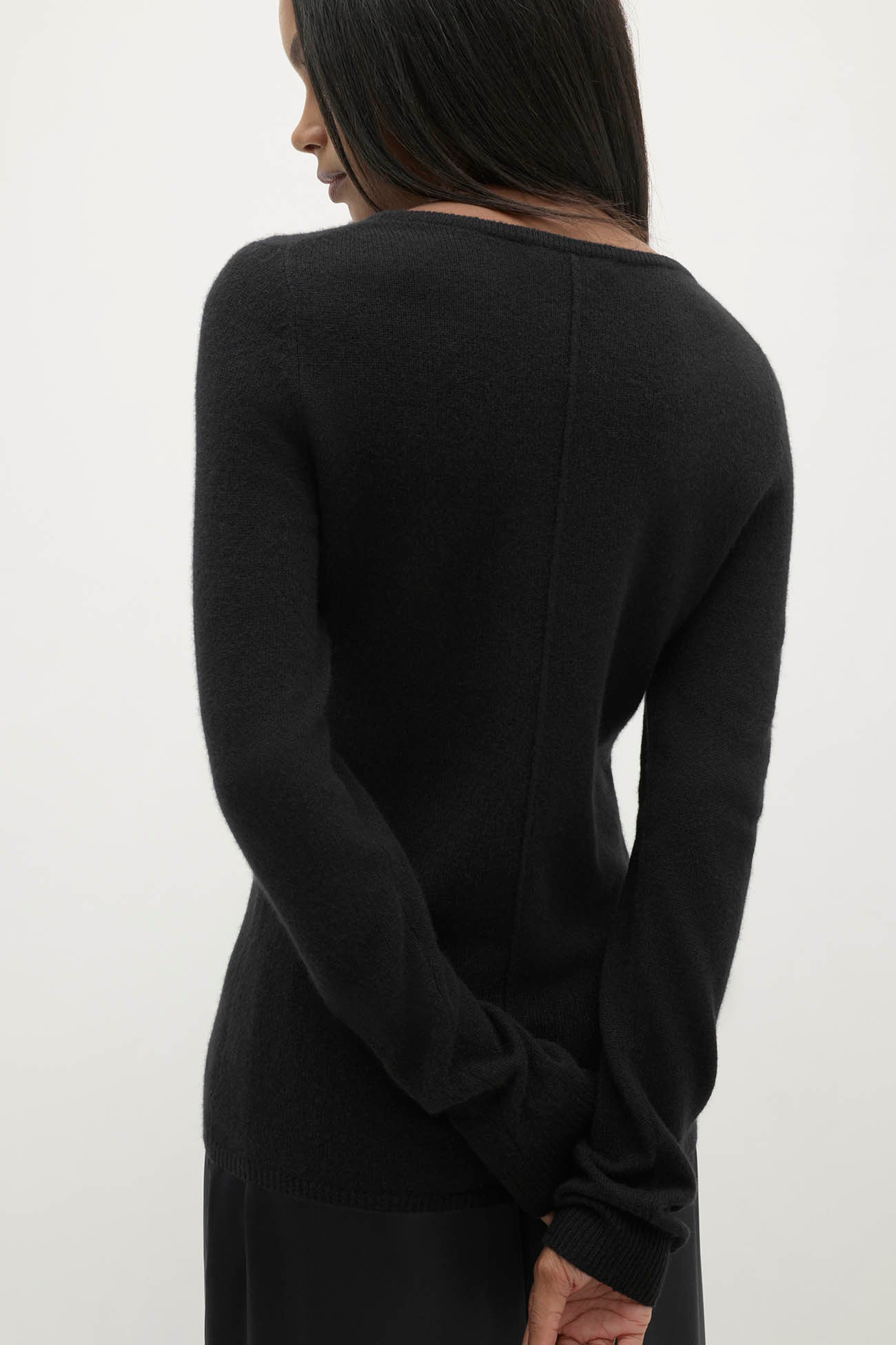 ADDY CREWNECK CASHMERE SWEATER