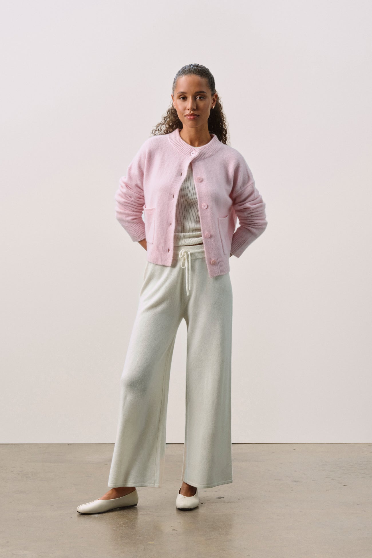 REVERIE BUTTON-UP CASHMERE CARDIGAN